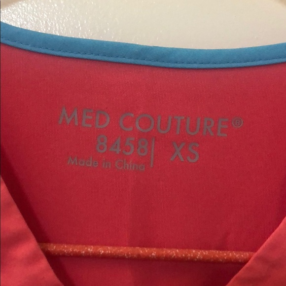 Scrub top - Picture 2 of 3